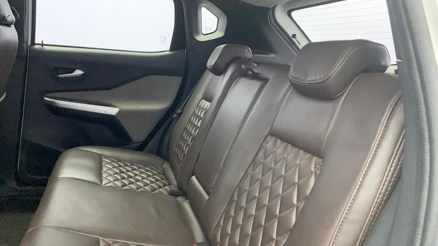 2021 Nissan MAGNITE XL TURBO, Petrol, Manual, 48,489 km, Right Side Rear Door Cabin