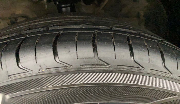 2020 KIA SELTOS GTX PLUS DCT 1.4 PETROL, Petrol, Automatic, 47,307 km, Left Front Tyre Tread