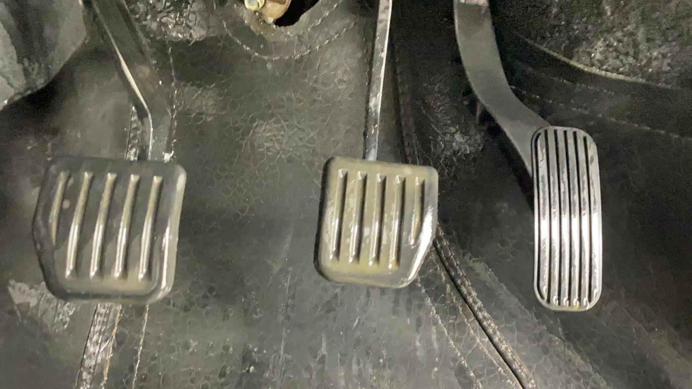 2021 Tata Harrier XM 2.0L KRYOTEC, Diesel, Manual, 42,109 km, Pedals