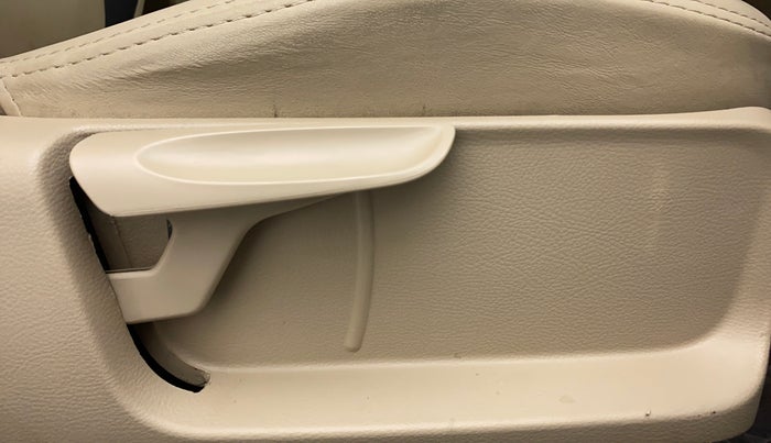 2019 Volkswagen Ameo HIGHLINE PLUS 1.0L 16 ALLOY, Petrol, Manual, 28,387 km, Driver Side Adjustment Panel