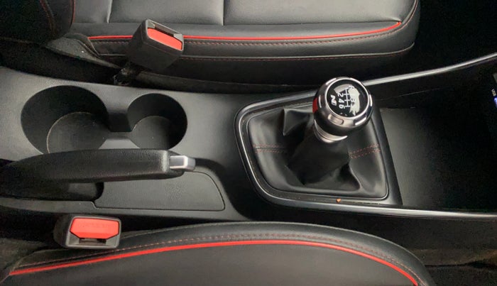 2022 Hyundai NEW I20 N LINE N6 1.0 TURBO GDI IMT, Petrol, Manual, 24,777 km, Gear Lever