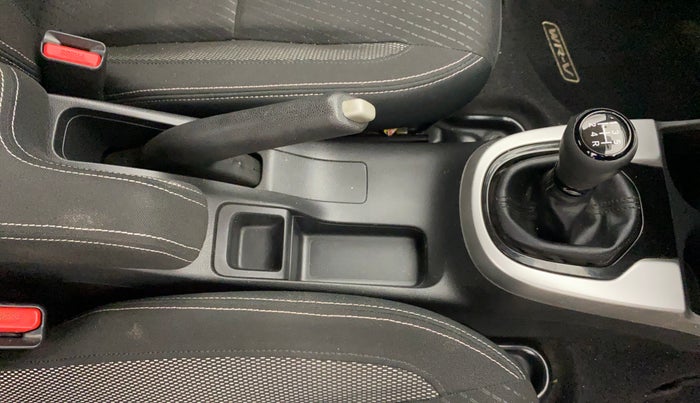 2017 Honda WR-V 1.2L I-VTEC VX MT, Petrol, Manual, 46,681 km, Gear Lever