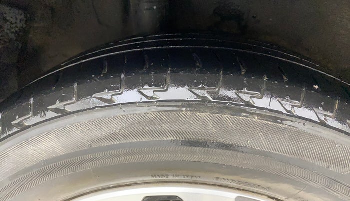 2017 Honda WR-V 1.2L I-VTEC VX MT, Petrol, Manual, 46,681 km, Right Rear Tyre Tread