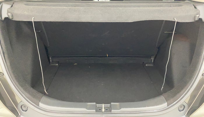 2017 Honda WR-V 1.2L I-VTEC VX MT, Petrol, Manual, 46,681 km, Boot Inside