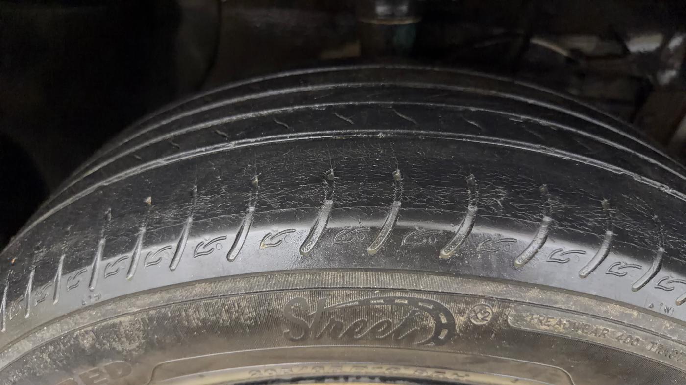 2020 Maruti Vitara Brezza ZDI PLUS, Diesel, Manual, 92,485 km, Right Front Tyre Tread