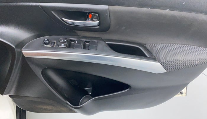 2017 Maruti S Cross ZETA SHVS, Diesel, Manual, 60,178 km, Driver Side Door Panels Control