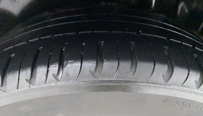 2017 Maruti S Cross ZETA SHVS, Diesel, Manual, 60,178 km, Left Rear Tyre Tread