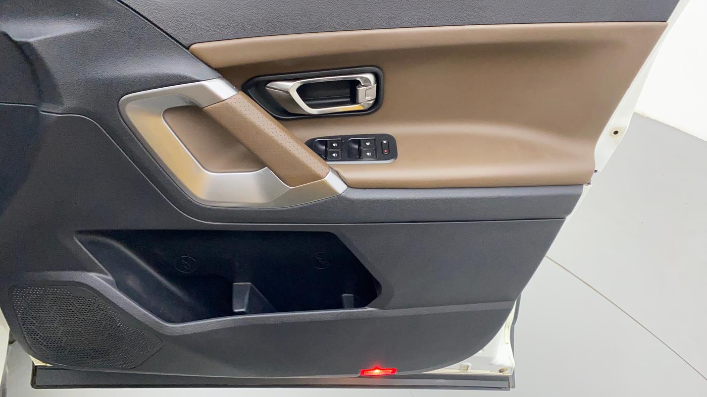 2019 Tata Harrier XZ 2.0L Kryotec, Diesel, Manual, 56,201 km, Driver Side Door Panels Control