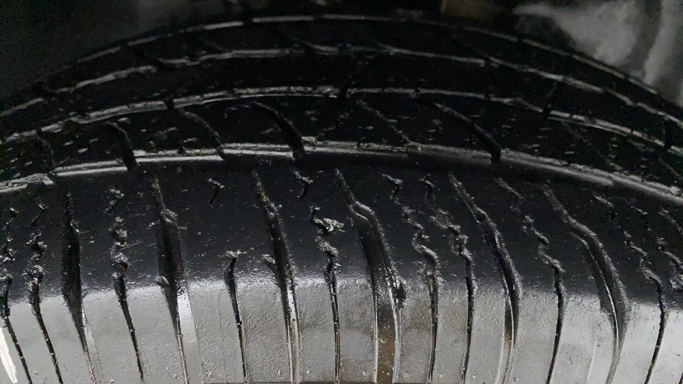 2019 Tata Harrier XZ 2.0L Kryotec, Diesel, Manual, 56,201 km, Left Rear Tyre Tread