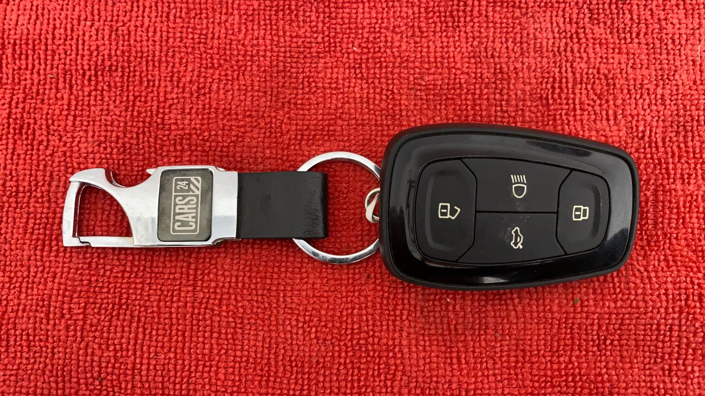 2019 Tata Harrier XZ 2.0L Kryotec, Diesel, Manual, 56,201 km, Key Close Up