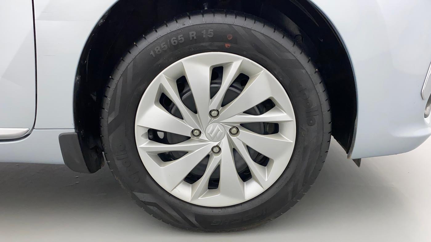 2023 Maruti Baleno DELTA CNG 1.2L, CNG, Manual, 16,220 km, Right Front Wheel