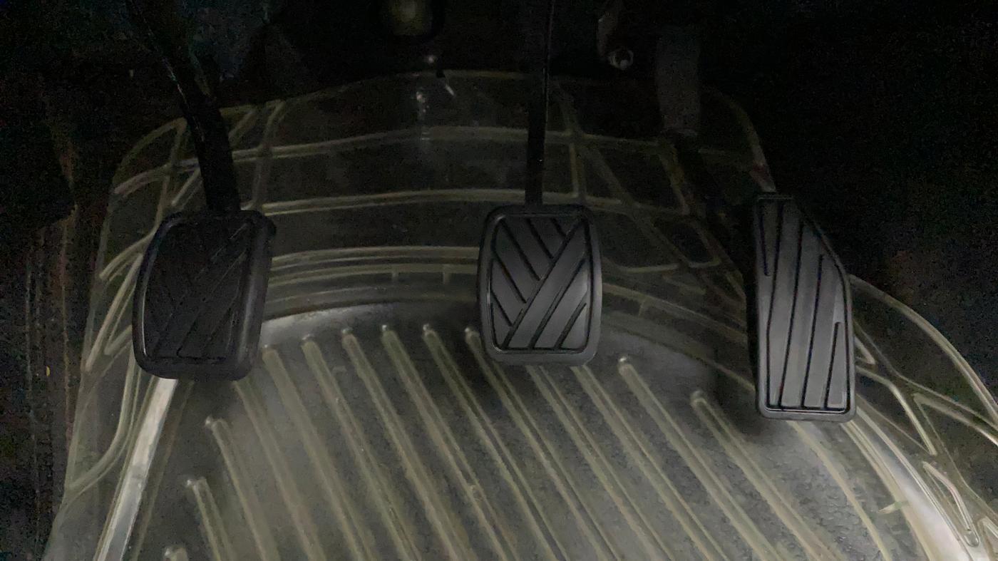 2023 Maruti Baleno DELTA CNG 1.2L, CNG, Manual, 16,220 km, Pedals