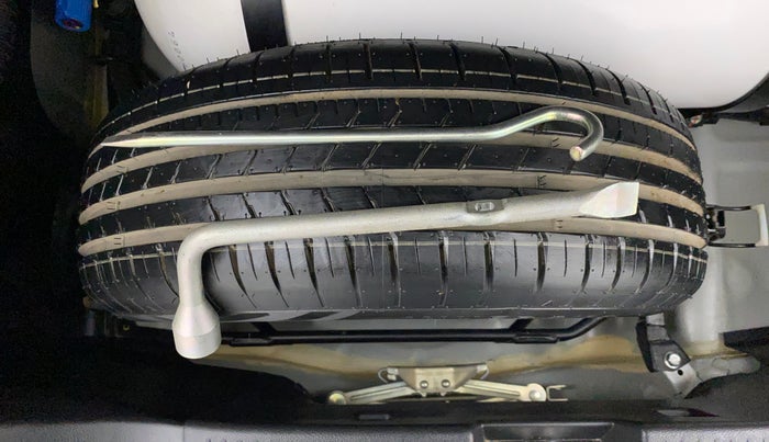 2023 Maruti Baleno DELTA CNG 1.2L, CNG, Manual, 16,220 km, Spare Tyre