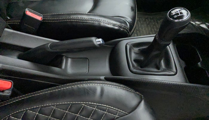 2023 Maruti Baleno DELTA CNG 1.2L, CNG, Manual, 16,220 km, Gear Lever