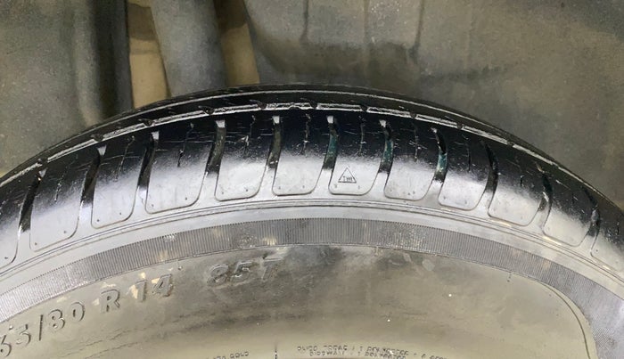 2019 Maruti Swift LXI, Petrol, Manual, 31,393 km, Right Rear Tyre Tread