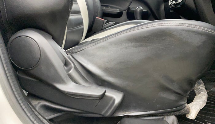 2019 Maruti Swift LXI, Petrol, Manual, 31,393 km, Driver Side Adjustment Panel