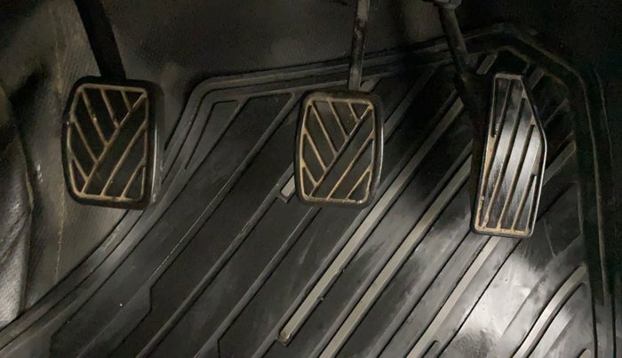 2019 Maruti Swift LXI, Petrol, Manual, 31,393 km, Pedals