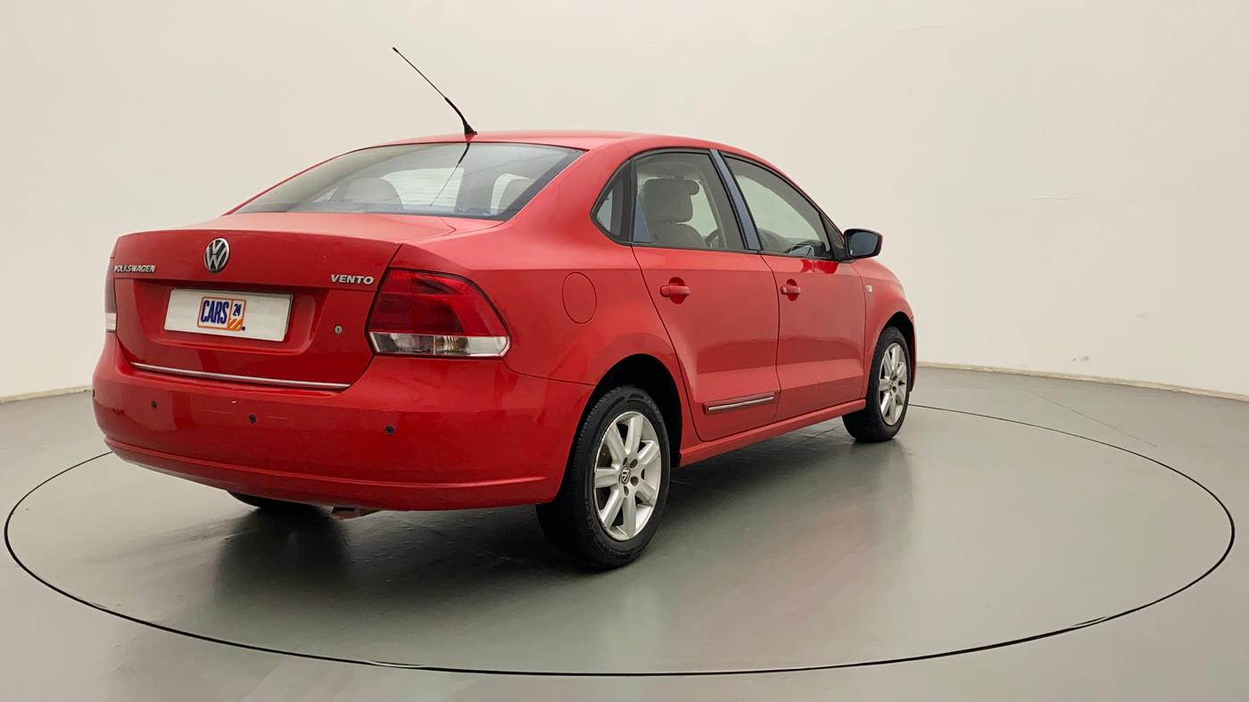 2011 Volkswagen Vento HIGHLINE 1.6 MPI, Petrol, Manual, 35,257 km, Right Back Diagonal
