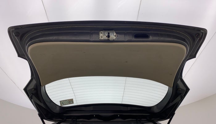 2016 Maruti Ertiga ZDI + SHVS, Diesel, Manual, 94,224 km, Boot Door Open