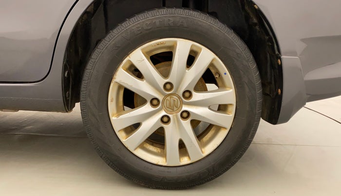 2016 Maruti Ertiga ZDI + SHVS, Diesel, Manual, 94,224 km, Left Rear Wheel