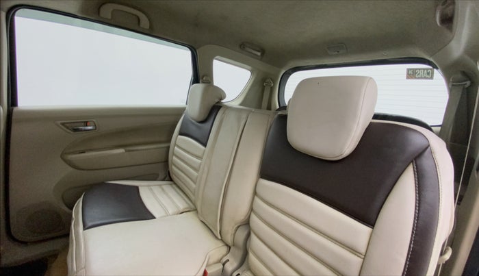 2016 Maruti Ertiga ZDI + SHVS, Diesel, Manual, 94,224 km, Right Side Rear Door Cabin