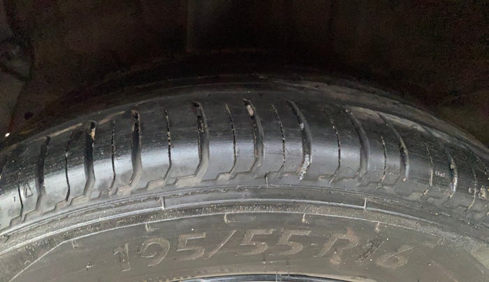 2023 Hyundai NEW I20 ASTA (O) 1.2 AT, Petrol, Automatic, 11,236 km, Right Rear Tyre Tread