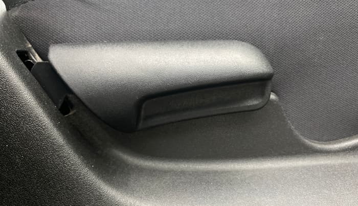 2021 Maruti Vitara Brezza LXI, Petrol, Manual, 26,045 km, Driver Side Adjustment Panel