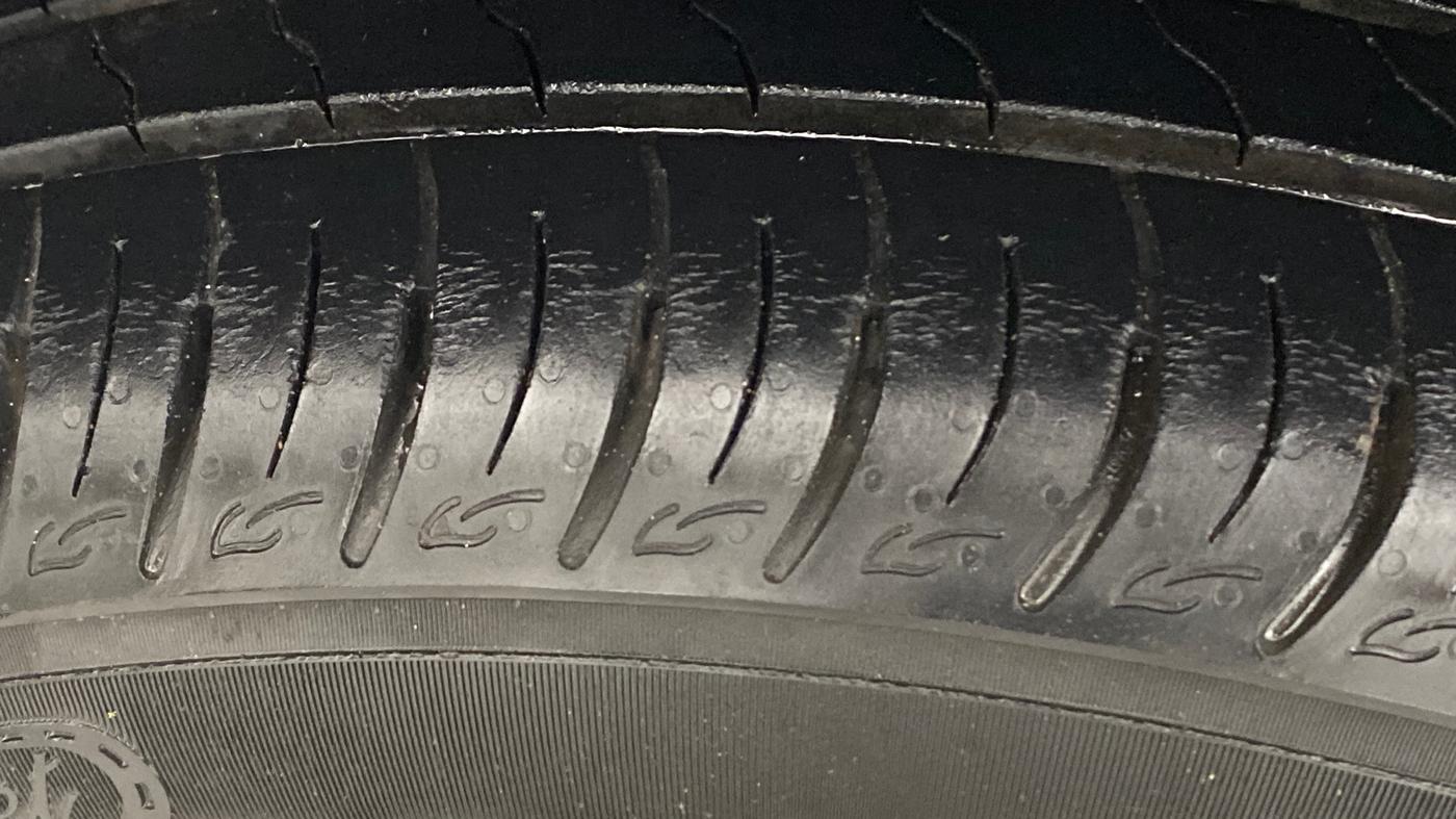 2021 Maruti Vitara Brezza LXI, Petrol, Manual, 26,045 km, Left Front Tyre Tread