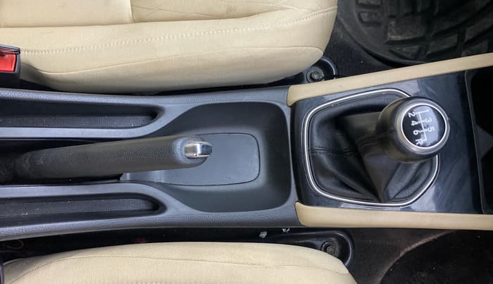 2020 Honda City 1.5L I-VTEC VX, Petrol, Manual, 83,781 km, Gear Lever