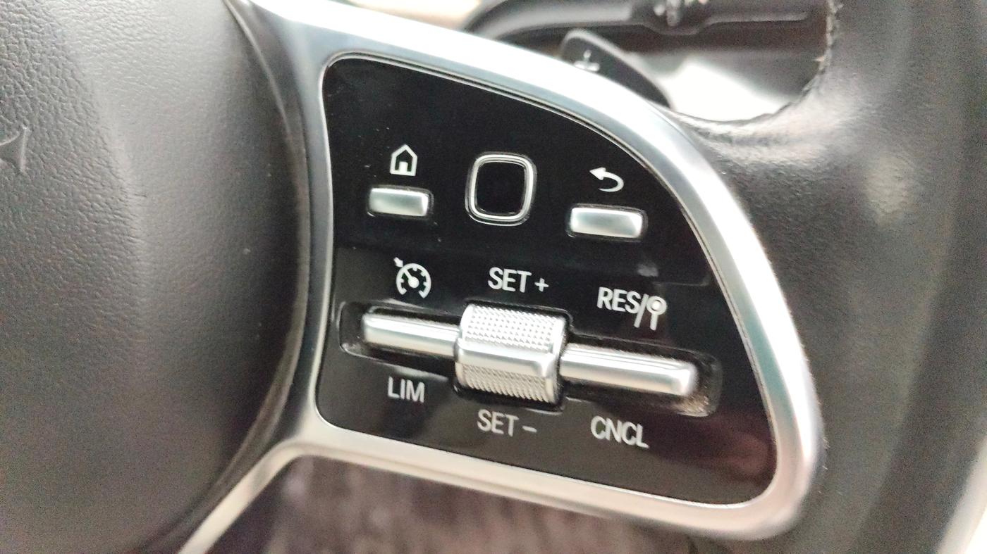 2022 Mercedes Benz A CLASS LIMOUSINE A 200d, Diesel, Automatic, 39,616 km, Adaptive Cruise Control