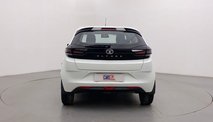 2020 Tata ALTROZ XZ PETROL, Petrol, Manual, 17,780 km, Back/Rear