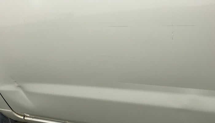 2010 Maruti Alto LXI, Petrol, Manual, 24,884 km, Front passenger door - Minor scratches