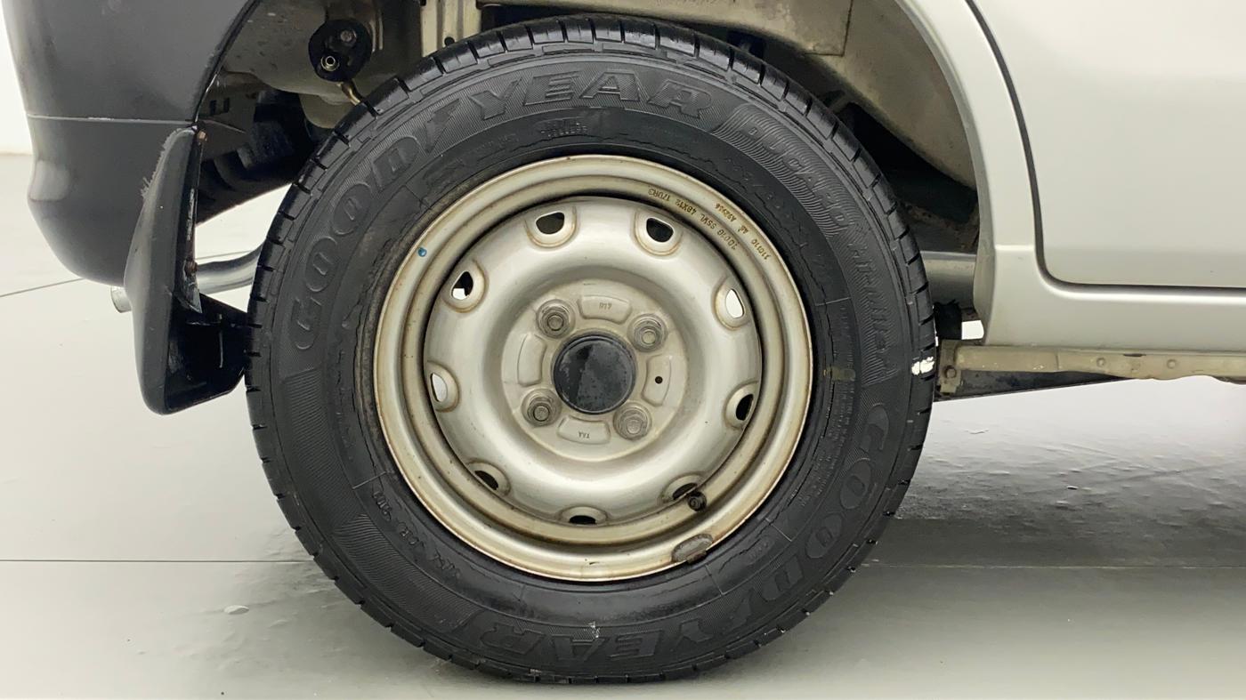 2010 Maruti Alto LXI, Petrol, Manual, 24,884 km, Right Rear Wheel