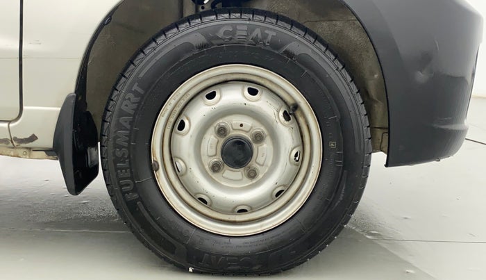 2010 Maruti Alto LXI, Petrol, Manual, 24,884 km, Right Front Wheel