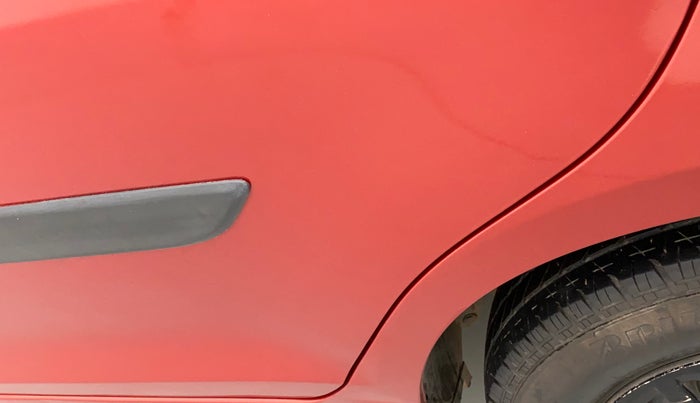 2013 Maruti Swift VXI, Petrol, Manual, 85,210 km, Rear left door - Slightly dented