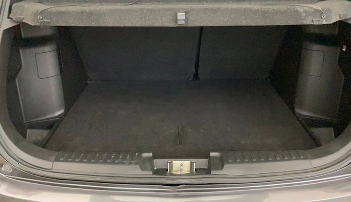 2020 Maruti Vitara Brezza ZXI PLUS, Petrol, Manual, 94,307 km, Boot Inside