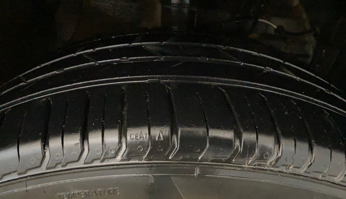 2020 Maruti Vitara Brezza ZXI PLUS, Petrol, Manual, 94,307 km, Right Front Tyre Tread