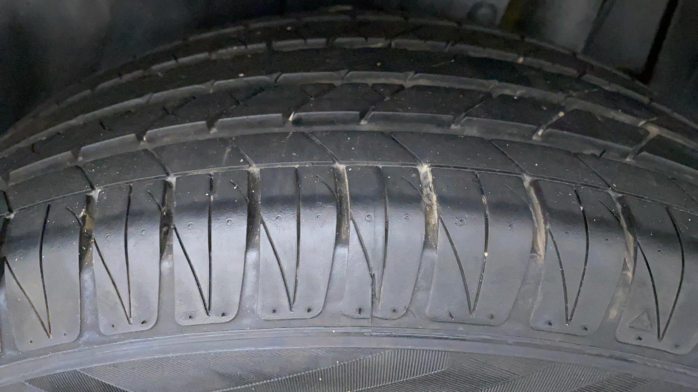 2021 Maruti Vitara Brezza ZXI, Petrol, Manual, 6,055 km, Left Rear Tyre Tread