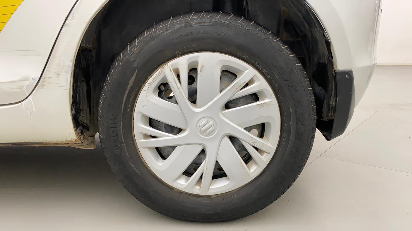 2015 Maruti Swift VXI, Petrol, Manual, 47,606 km, Left Rear Wheel