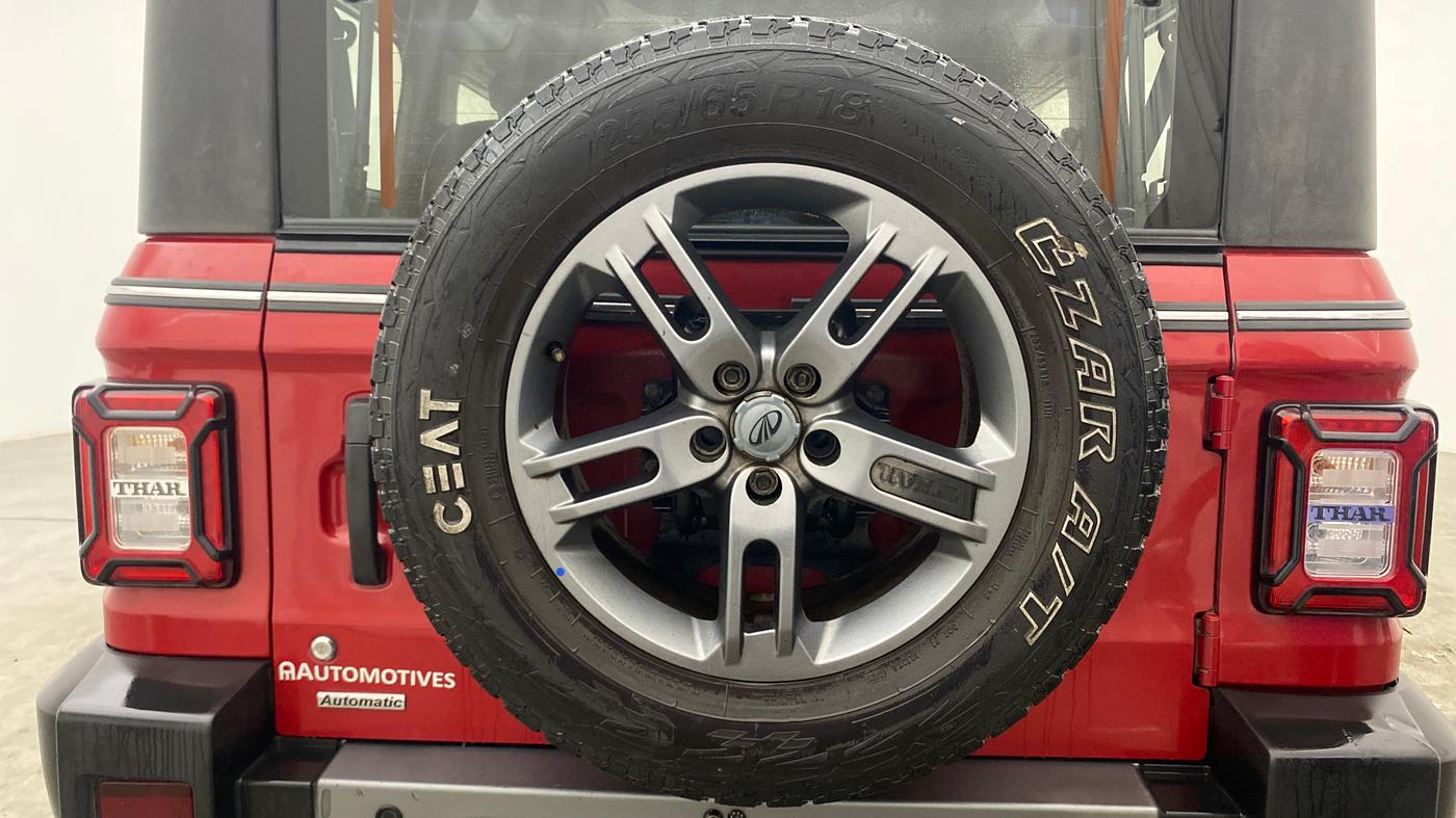 2021 Mahindra Thar LX PETROL HT 4WD AT, Petrol, Automatic, 47,101 km, Spare Tyre