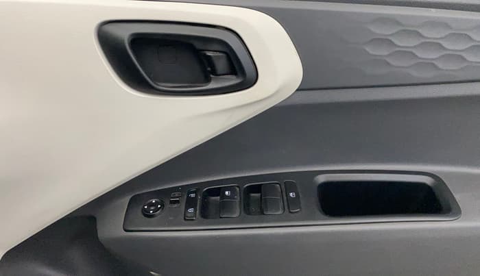 2020 Hyundai AURA S 1.2, Petrol, Manual, 53,162 km, Driver Side Door Panels Control