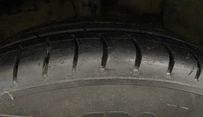 2020 Hyundai AURA S 1.2, Petrol, Manual, 53,162 km, Right Front Tyre Tread