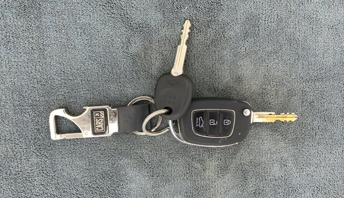 2019 Hyundai GRAND I10 NIOS SPORTZ AMT 1.2 KAPPA VTVT, Petrol, Automatic, 17,289 km, Key Close Up