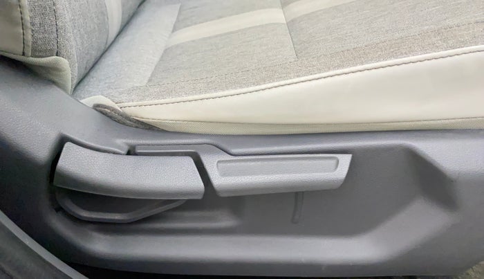 2019 Hyundai GRAND I10 NIOS SPORTZ AMT 1.2 KAPPA VTVT, Petrol, Automatic, 17,289 km, Driver Side Adjustment Panel