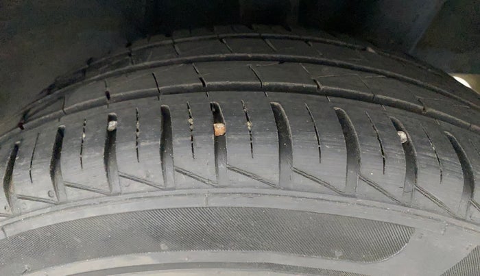 2019 Hyundai GRAND I10 NIOS SPORTZ AMT 1.2 KAPPA VTVT, Petrol, Automatic, 17,289 km, Left Rear Tyre Tread
