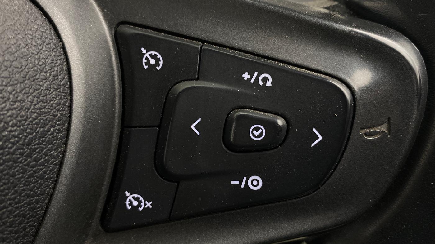 2021 Tata ALTROZ XZ PLUS PETROL DARK EDITION, Petrol, Manual, 40,272 km, Adaptive Cruise Control
