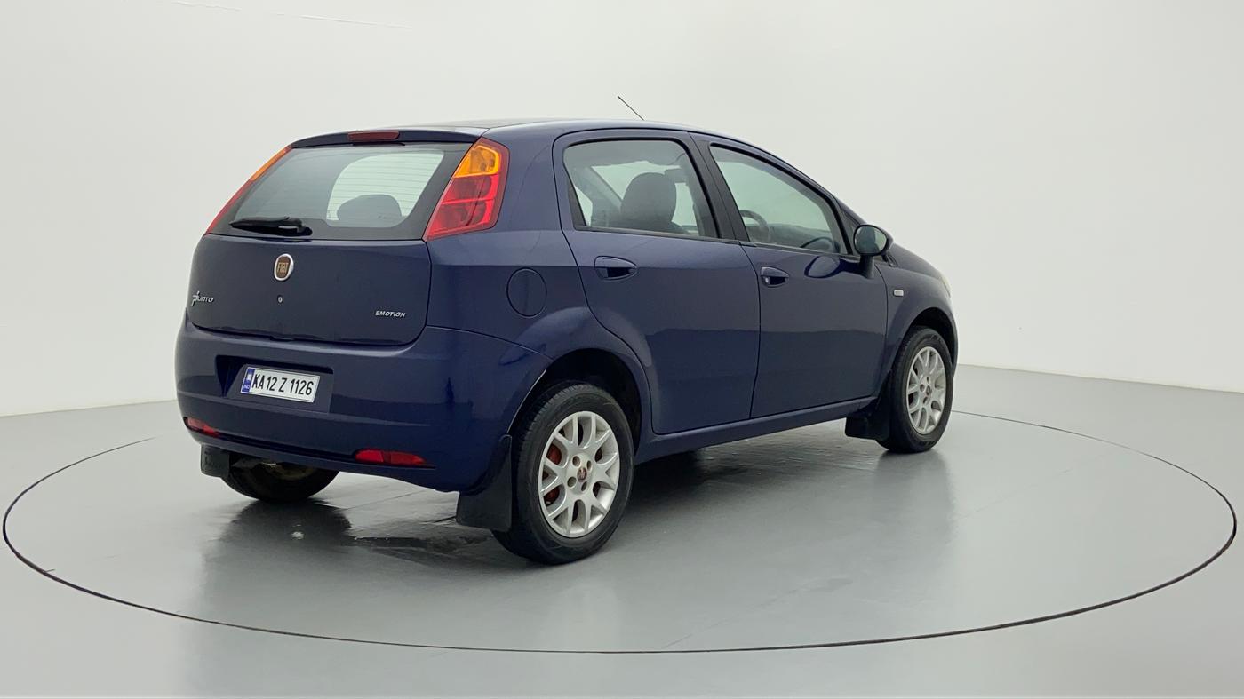 2014 Fiat Grand Punto EMOTION 1.3, Diesel, Manual, 1,27,715 km, Right Back Diagonal