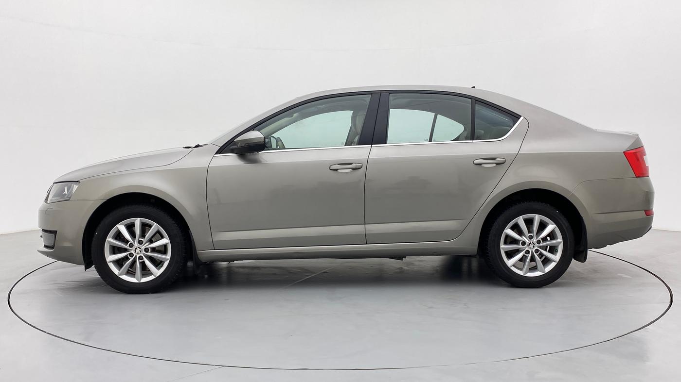 2017 Skoda Octavia 1.8 TSI STYLE PLUS AT, Petrol, Automatic, 64,547 km, Left Side