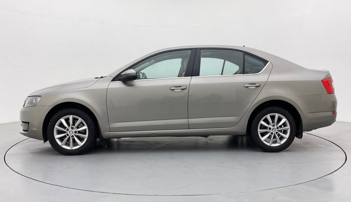 2017 Skoda Octavia 1.8 TSI STYLE PLUS AT, Petrol, Automatic, 64,547 km, Left Side