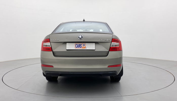 2017 Skoda Octavia 1.8 TSI STYLE PLUS AT, Petrol, Automatic, 64,547 km, Back/Rear